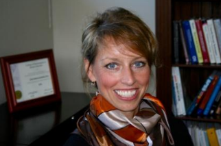 Dr. T. Leanne Campbell Registered Psychologist (#1320) Certified EFT Supervisor and Trainer